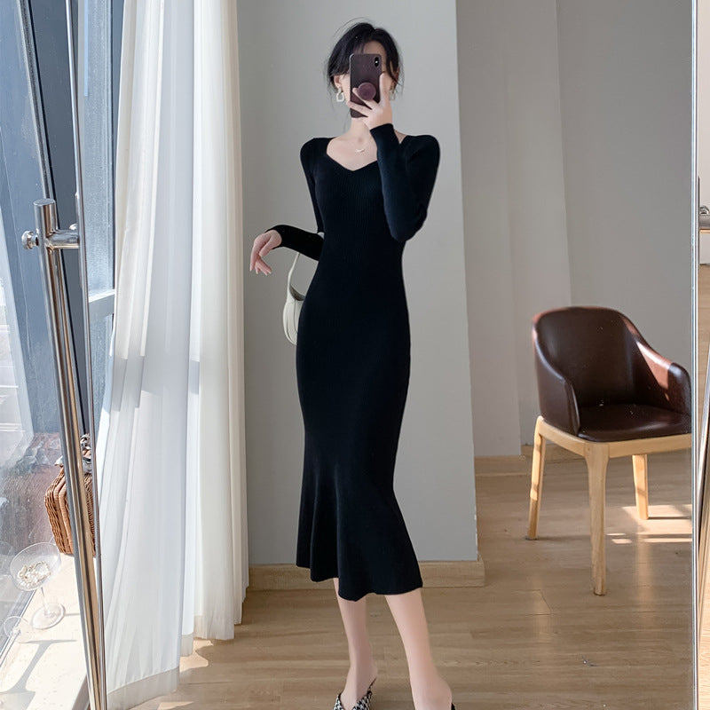 Robe tricotée pour femmes avec un décolleté en V flatteur et un élégant mouvement Chic & Stil