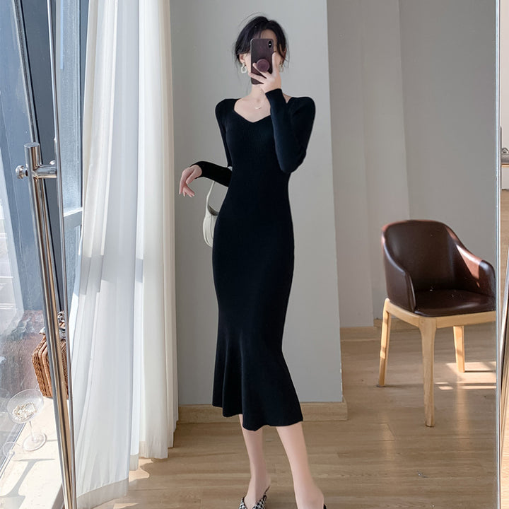 Robe tricotée pour femmes avec un décolleté en V flatteur et un élégant mouvement Chic & Stil