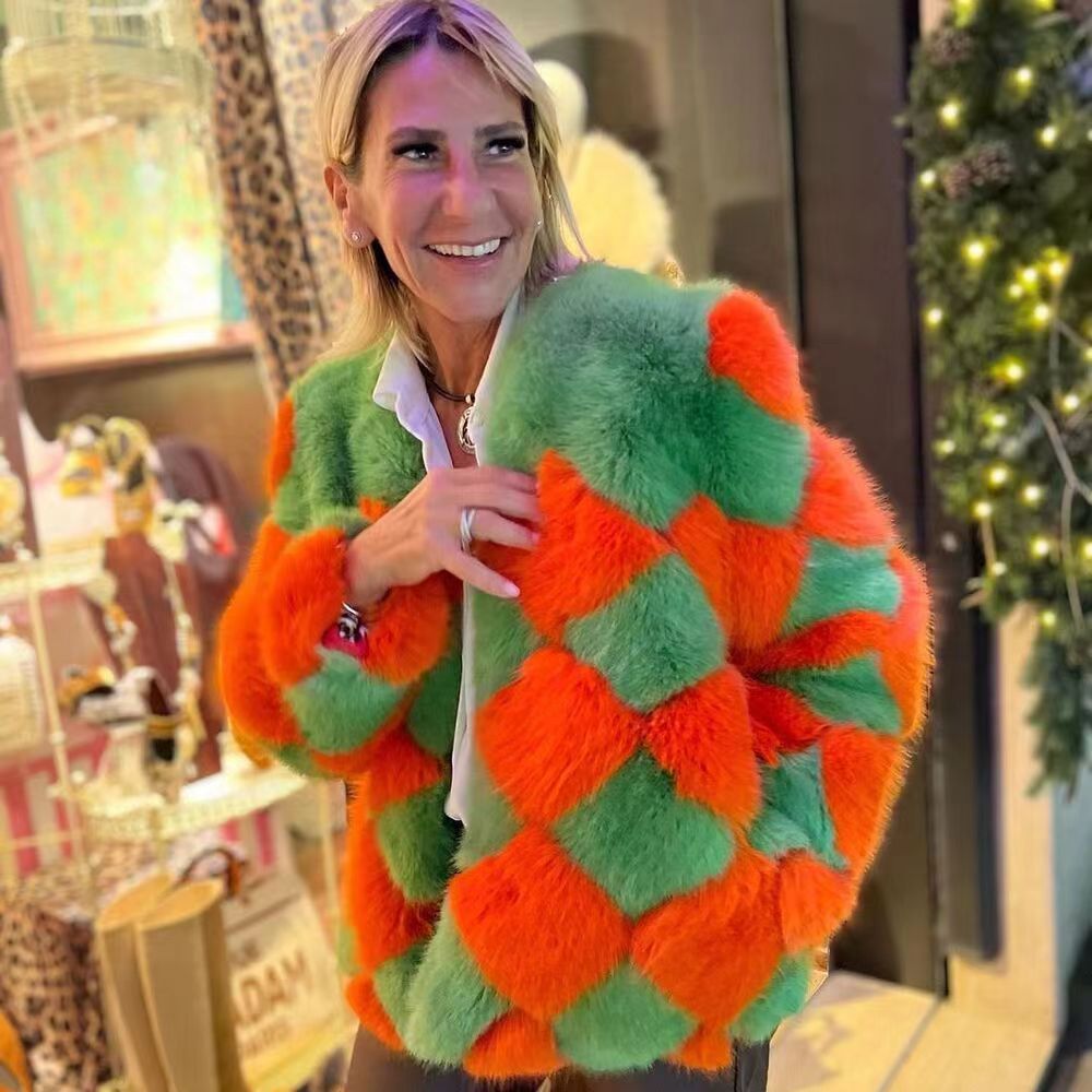 Ladies Coat in faux fur plus size cozy with modern patterns Lune London