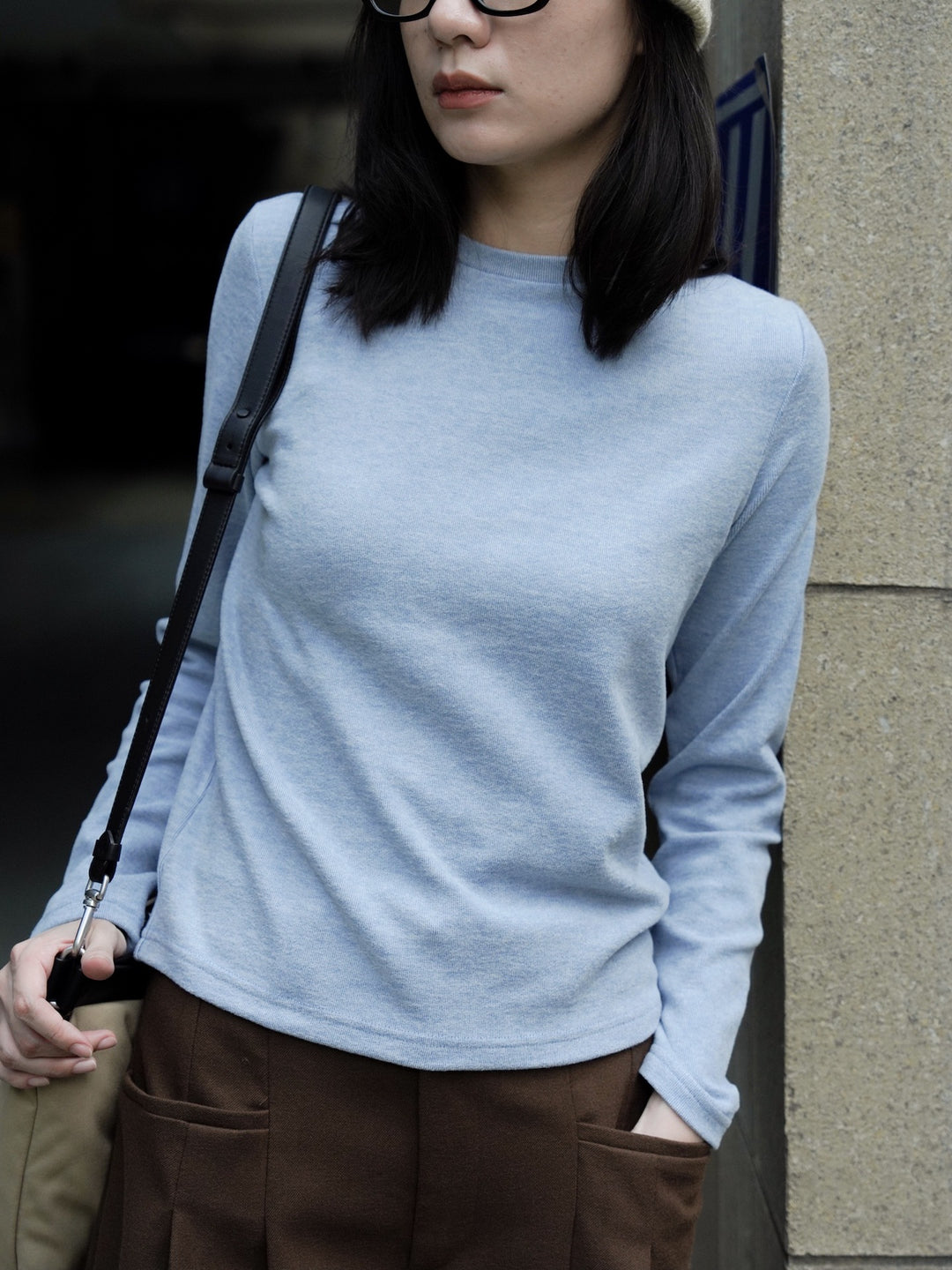 Women's fine round neck sweater made of cotton blend with slightly tailored silhouette Amarae