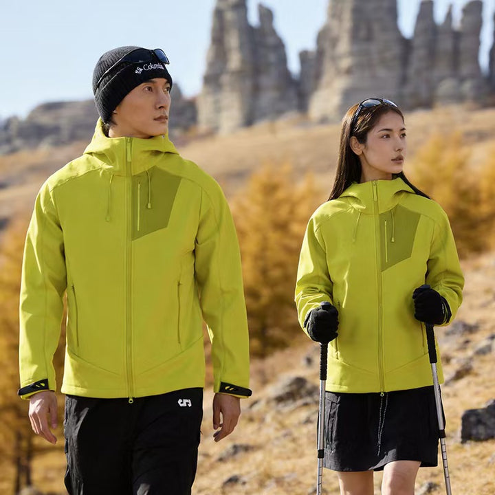 Unisex Softshell Outdoor Jacket with Hood, windproof and elastic Amarae