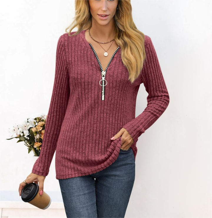 Knit sweater for women with modern zipper Lune London