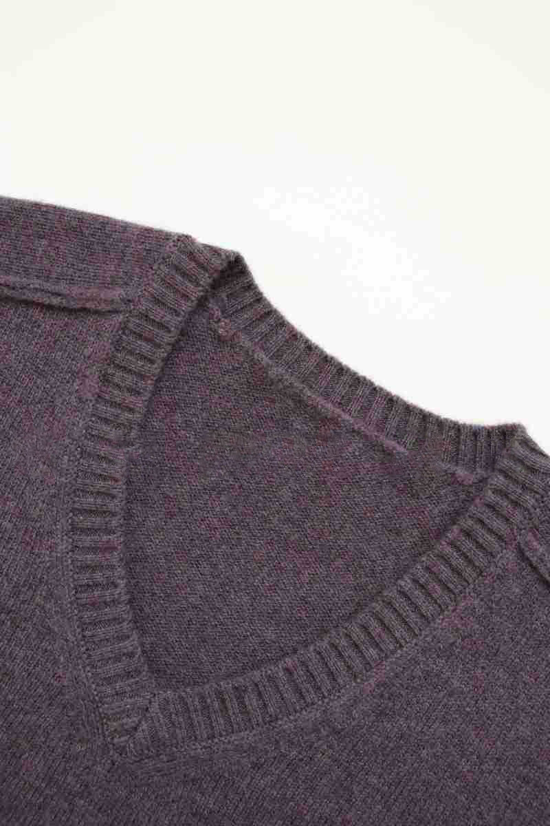 Pull V côtelé pour femmes en laine de haute qualité Chic & Stil
