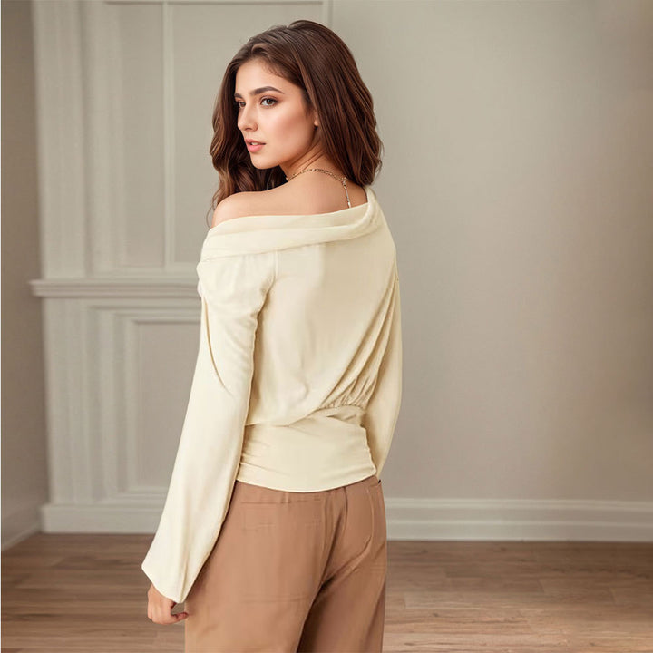 Haut élégant féminin à épaules dénudées avec design drapé et fronces Chic & Stil