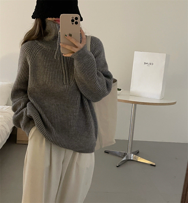Knitted sweater for ladies with high collar and ribbed structure Lune London