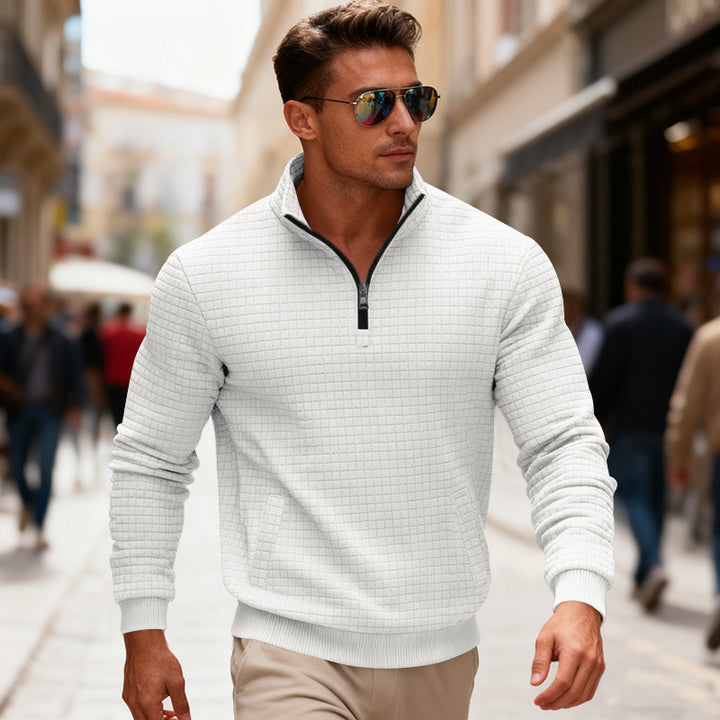 Men's fleece pullover with high collar and practical zipper Chic and style