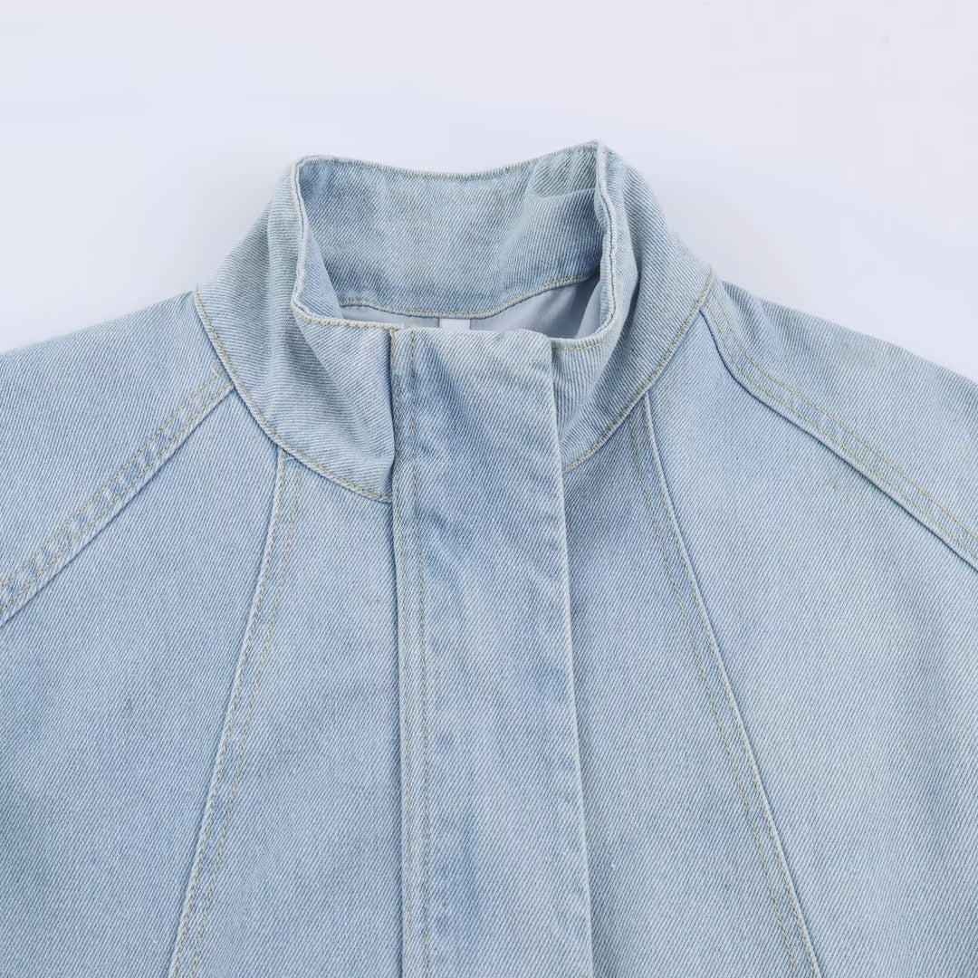 Women's short jacket made of lightweight denim quality with raglan sleeves and concealed placket Amarae