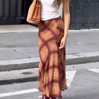 Women Flowing Checked Maxi Skirt with Tailored Trumpet Silhouette Amarae