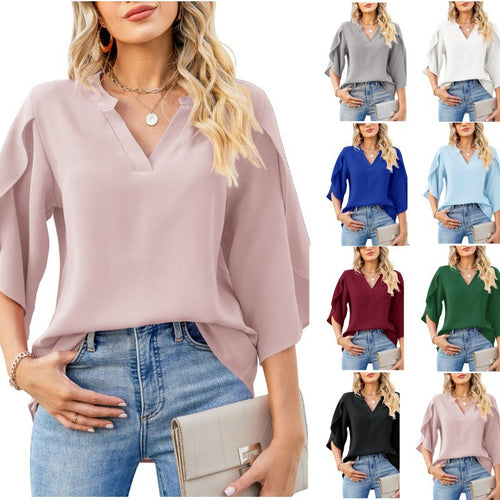 Amarae Elegant fluid blouse for women