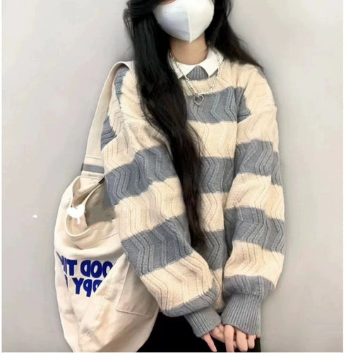Structured wavy pattern knitted women's sweater Amarae