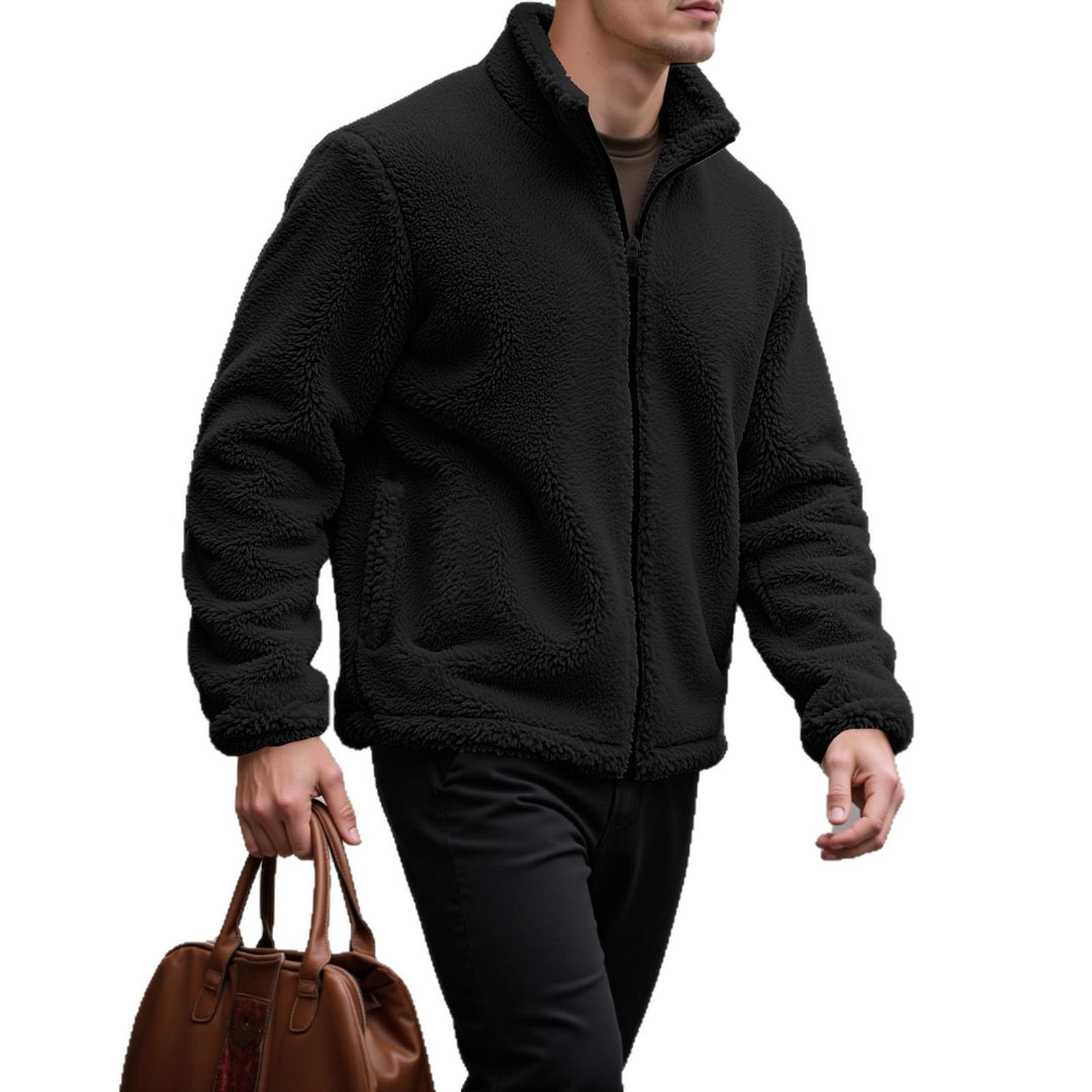 Comfortable fleece jacket for men with high collar and practical pockets Lune London