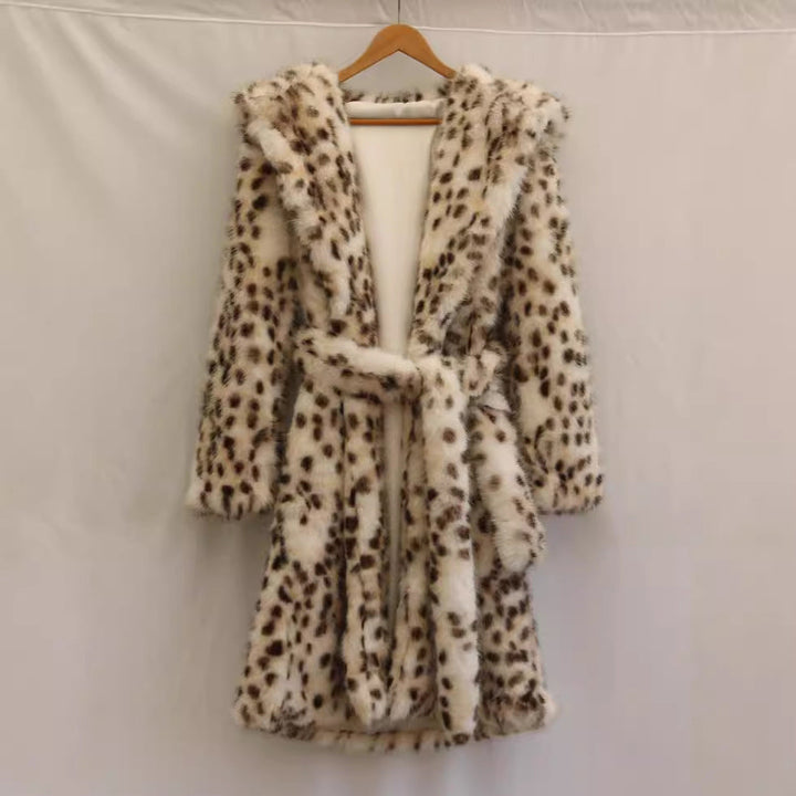 Women’S Fleece Bathrobe with Hood and Leopard Print Lune London