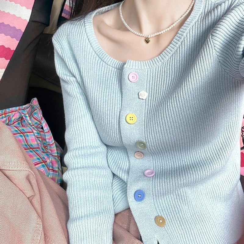 Fine knit jacket for women with colorful buttons and crew neck Lune London