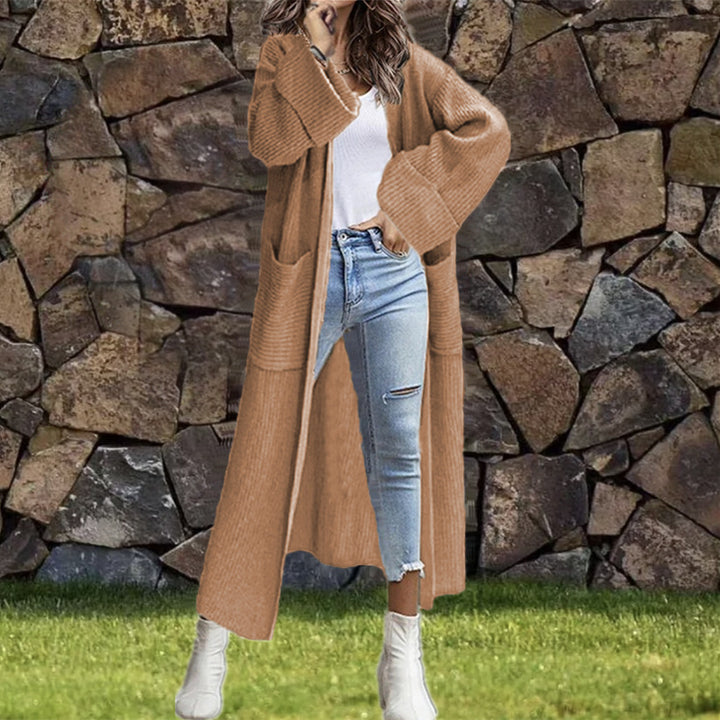 Ladies Large Knit Coat with Deep Pockets and Casual Cut Lune London