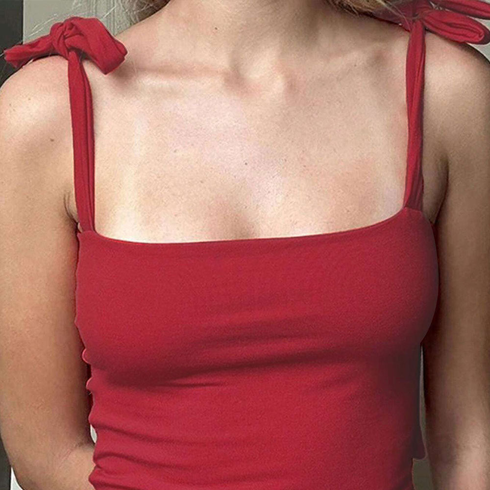 Haut pour femmes avec des bretelles ajustables à nœud et une coupe près du corps Chic & Stil