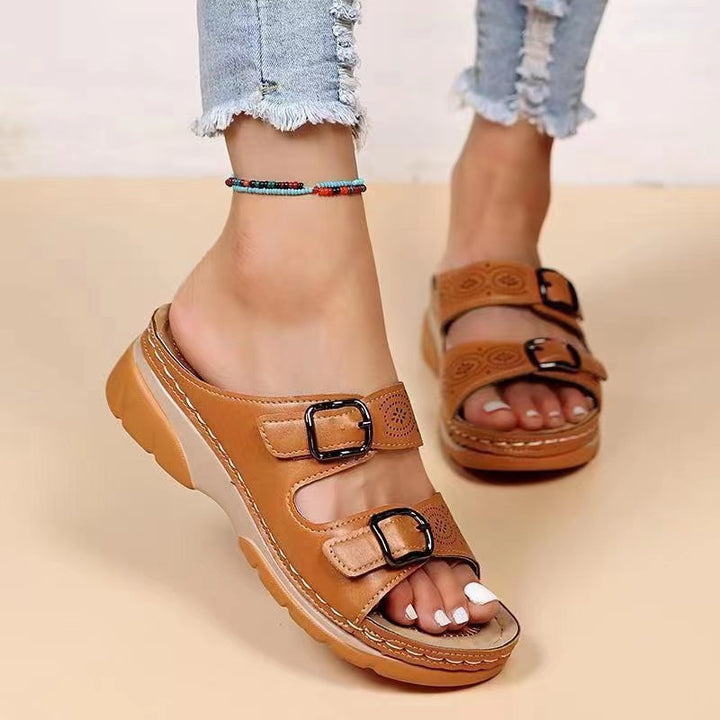 Comfortable and stylish health sandals for women with double buckle closure Lune London
