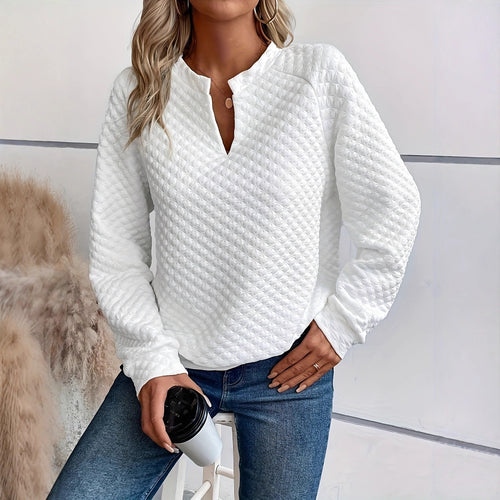 Knit sweater for women with a textured pattern and a fashionable V-neck Amarae