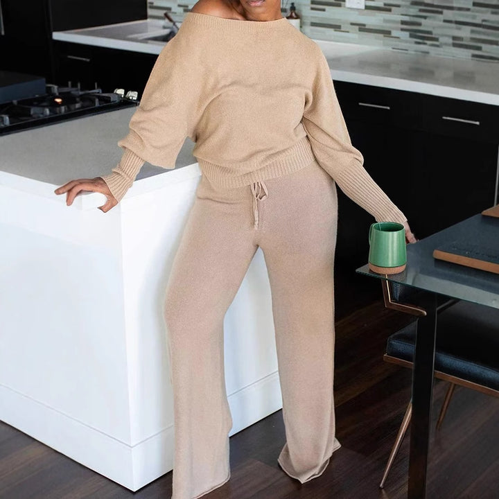 Costume en tricot pour femmes avec jambe large et coupe décontractée Chic & Stil
