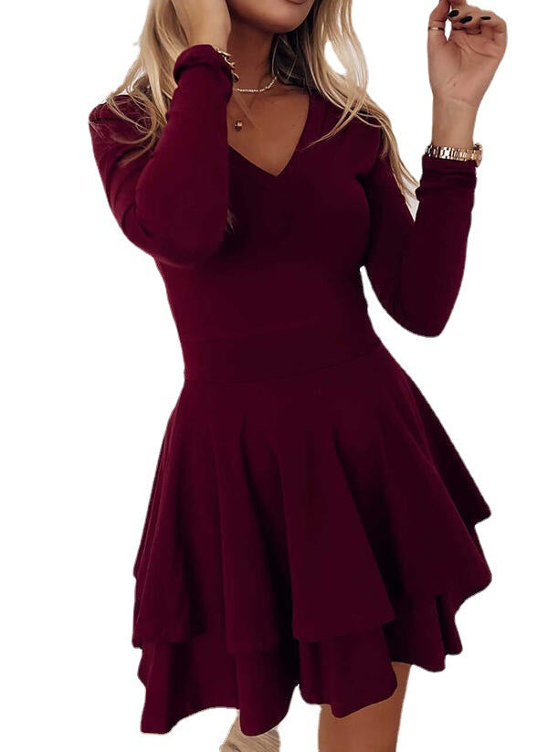 Ladies Casual V-Neck Mini Dress with Voluminous Ruffle Hem Chic Und Stil