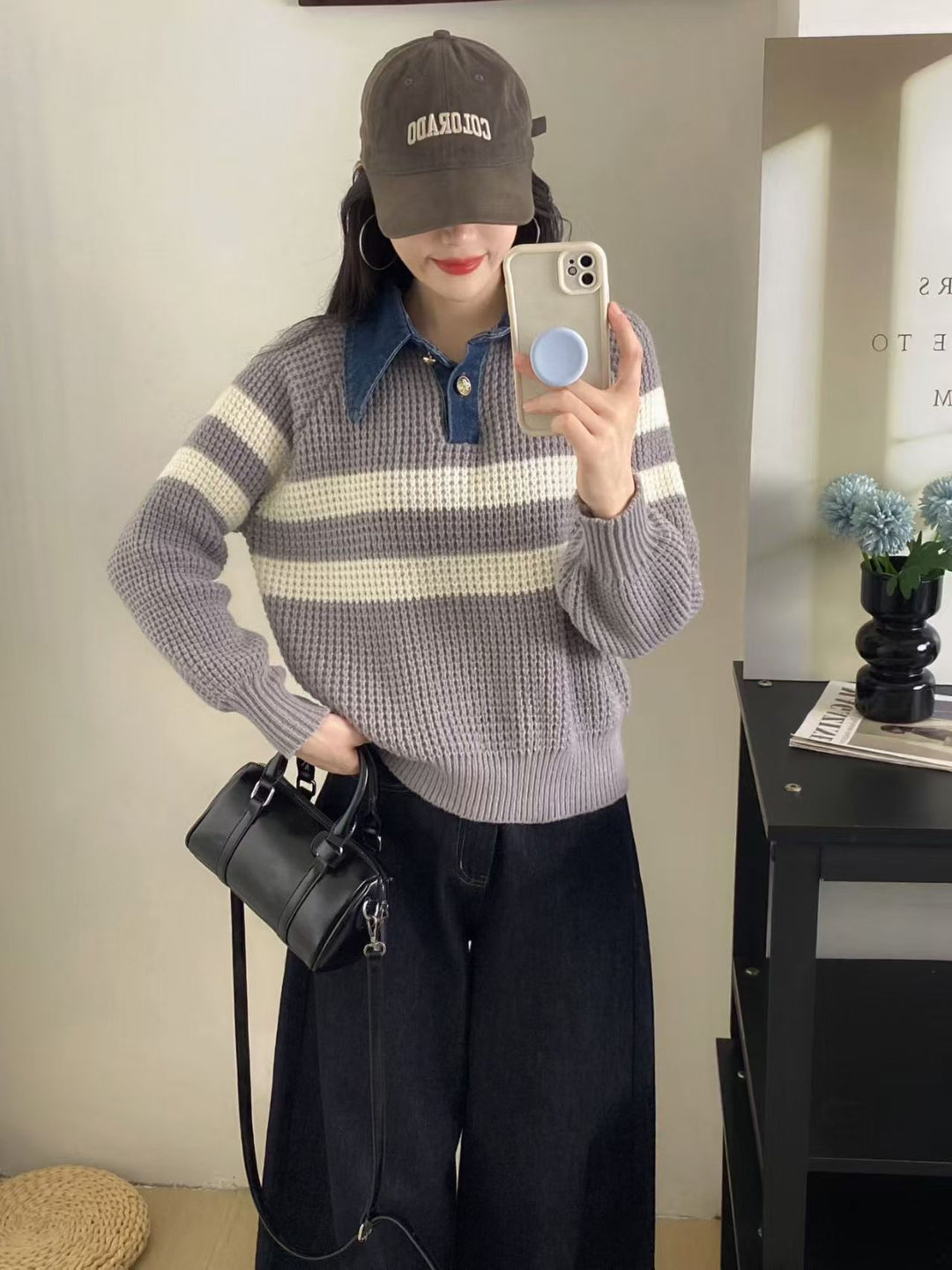 Pull en tricot décontracté pour femmes avec col et design rayé Chic & Stil