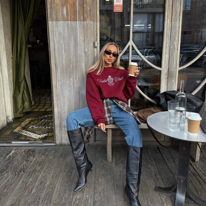 Sweatshirt pour femmes au design à la fois sportif et luxueux avec logo stylé Chic & Stil