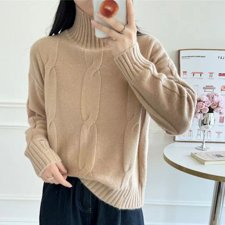 Pull en maille pour femmes avec col montant et motif en cable Chic & Stil