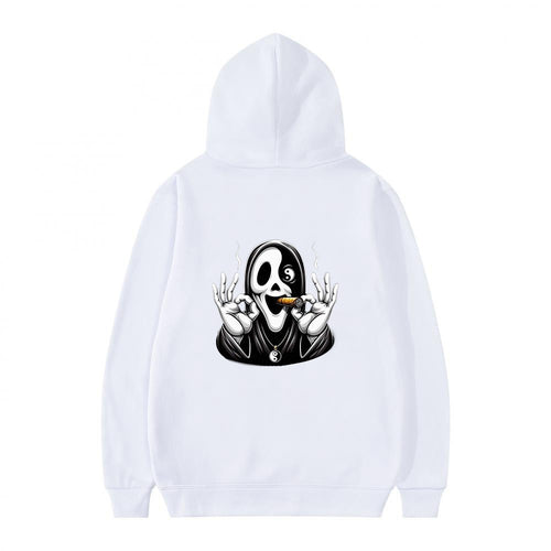 Women's hoodie with artistic skull print and casual fit Chic & Stil