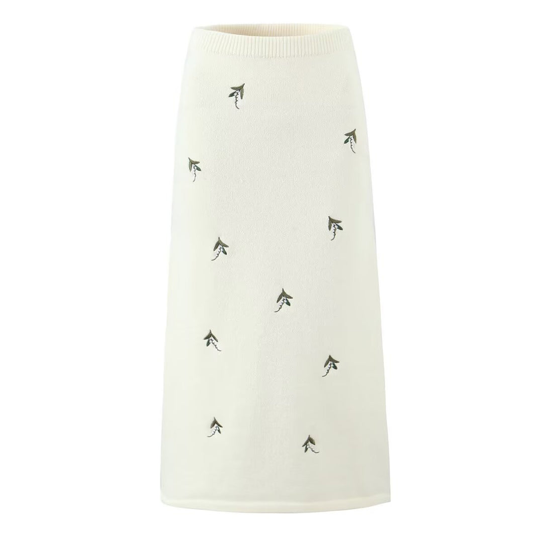 Cardigan for women with floral design and button placket Lune London