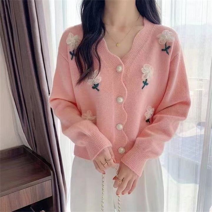 Sweater jacket for women with a floral design and elegant pearl buttons Lune London