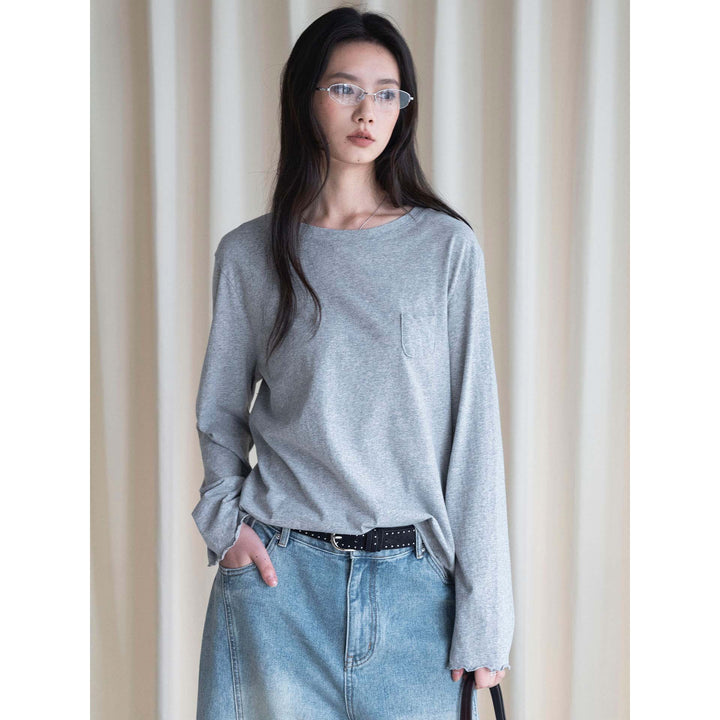 Women's Long Relaxed-Fit Shirt with Chest Pocket and Fine Round Neck