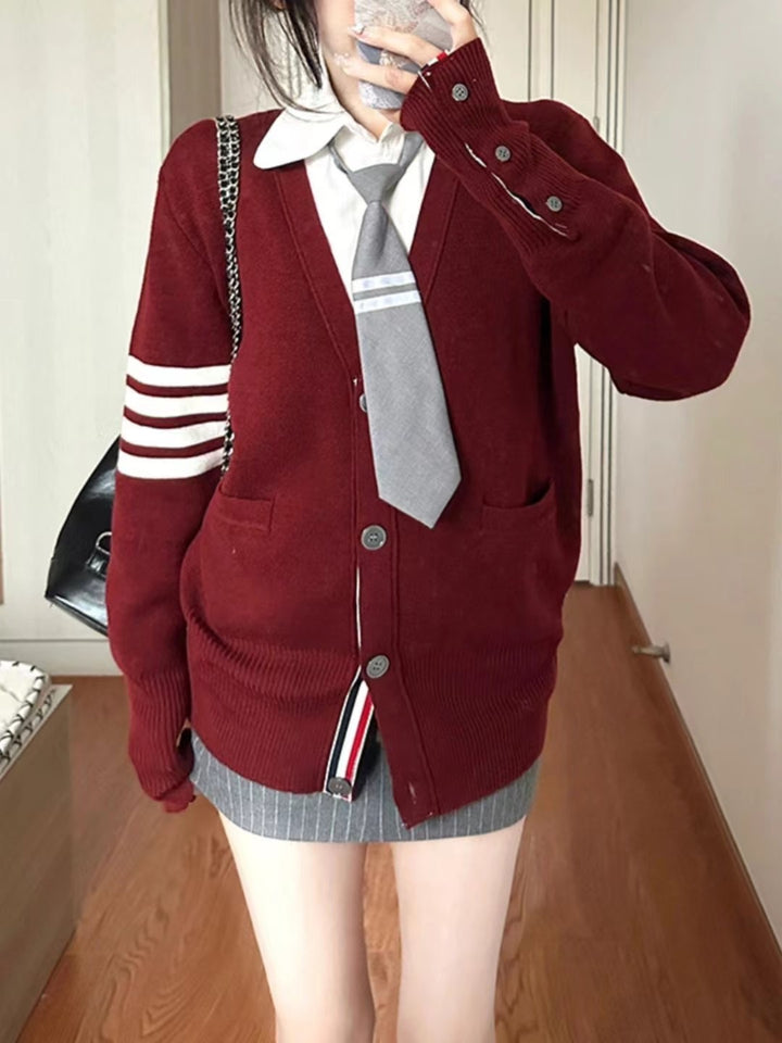Knit jacket for women with high pockets and graphic accents Lune London