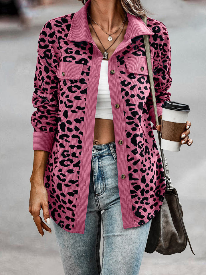 Leisure jacket for women with a textured leopard pattern and practical pockets Lune London