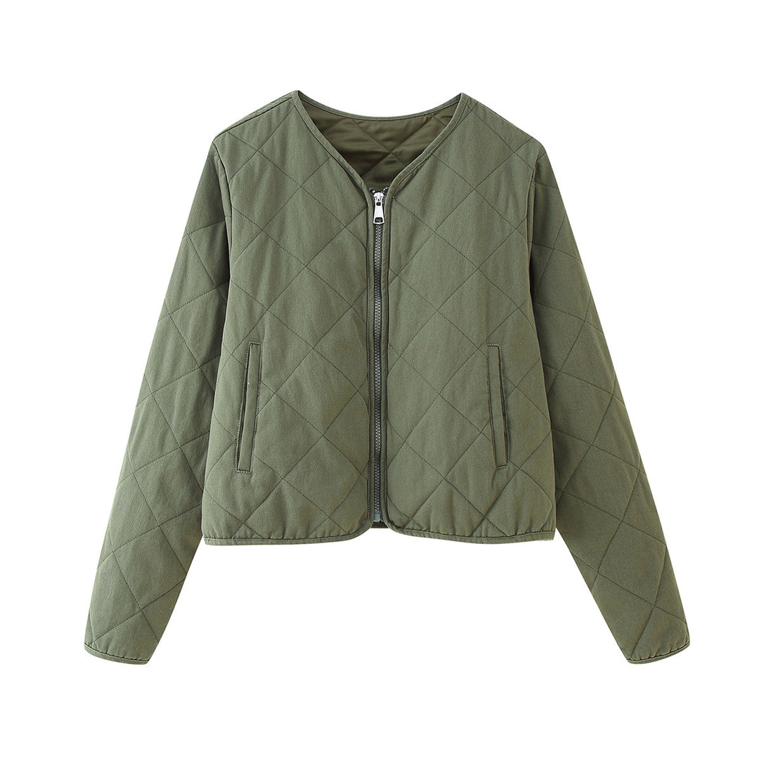 Ladies quilted transition jacket with trendy zip closure and comfortable pockets Lune London