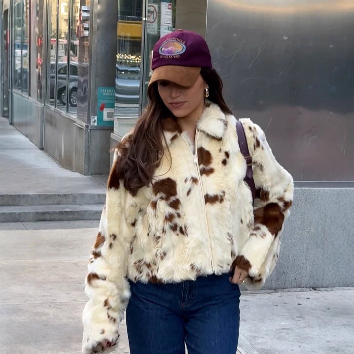 Veste en fausse fourrure confortable pour femmes avec imprimé animal à la mode Chic & Stil