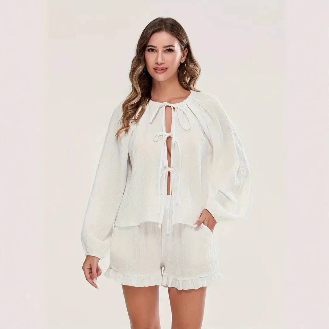Casual women's set with elastic top and shorts Lune London