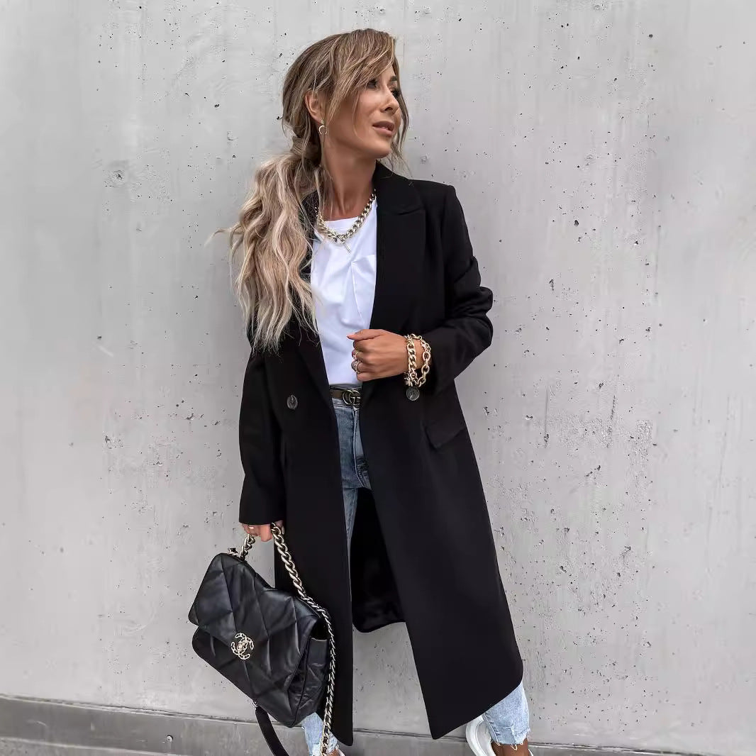 Elegant wool coat for women in oversized style Amarae