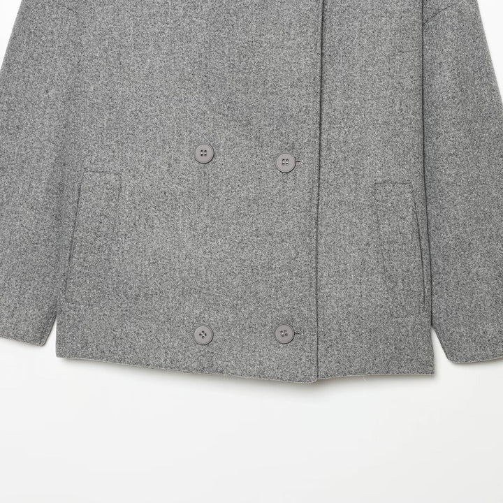 Women's Short Cape Coat made of Wool Blend with High Standing Collar and Double-Breasted Button Placket Amarae