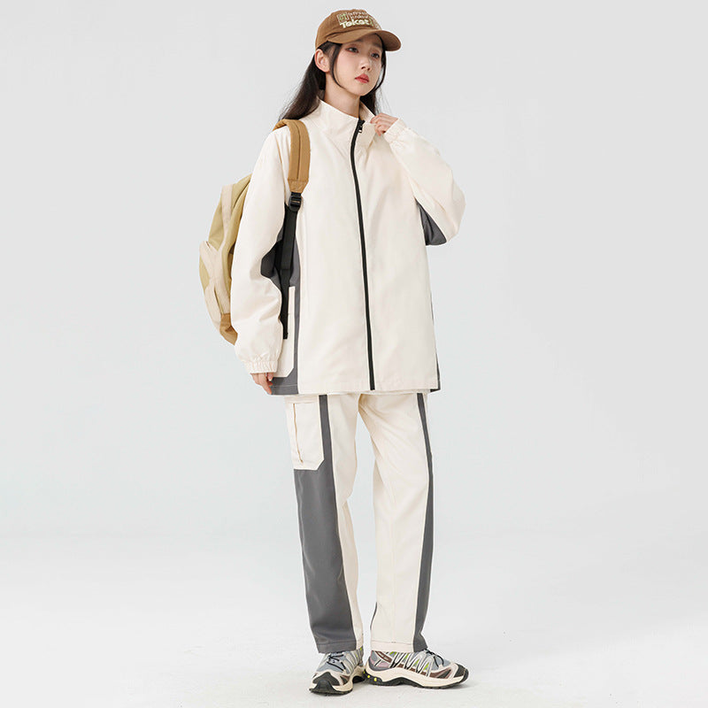 Complete athletic set for men with functional pockets and modern cut Lune London