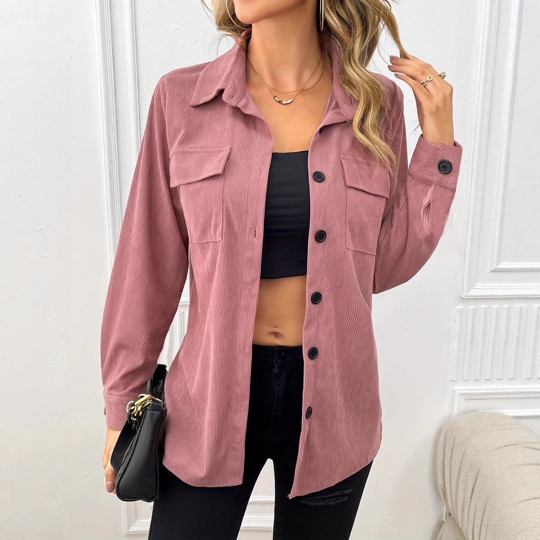 Casual corduroy jacket for women with practical pockets and button closure Lune London