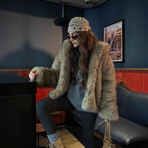 Women's Boxy Faux Fur Jacket in Teddy Look with Oversized Shawl Collar Amarae