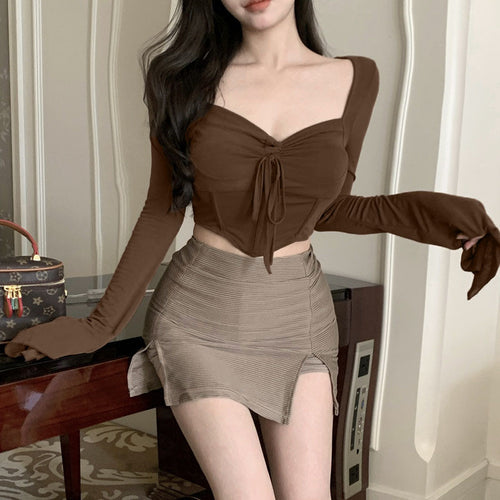 Women's Cropped Long Sleeve Shirt with Decorative Lacing and Casual Cut
