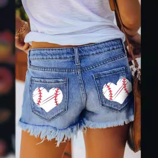 Chic & Stil women's ripped denim shorts
