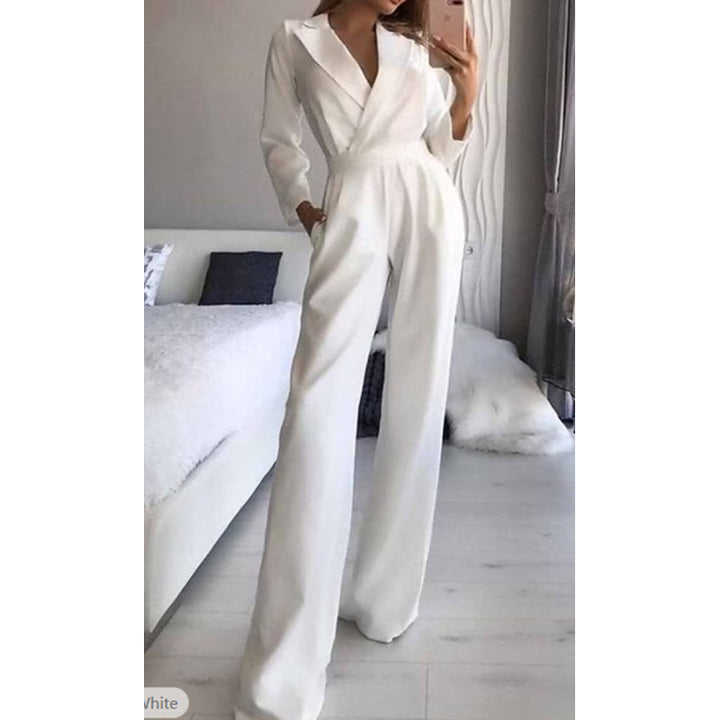 Elegant jumpsuit for women with long legs and classic collar Lune London