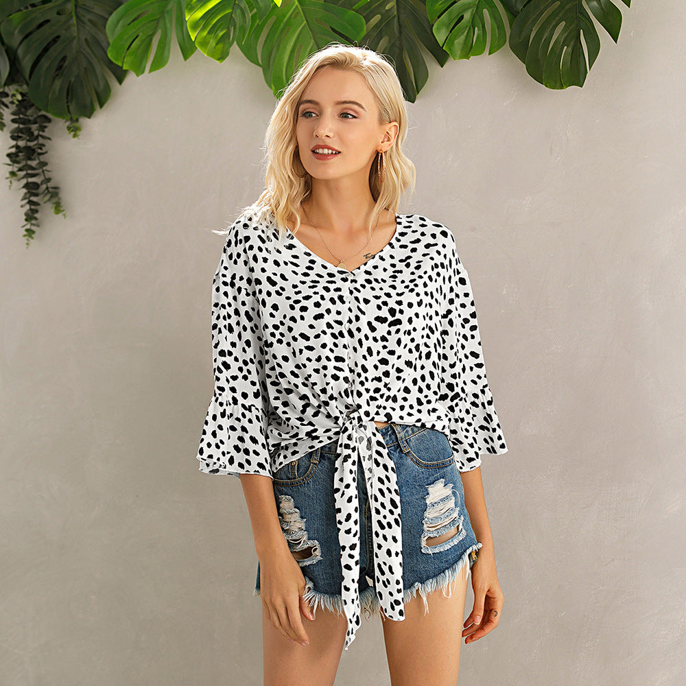 Casual women's wrap top with trendy polka dot pattern and fluid fabric Lune London