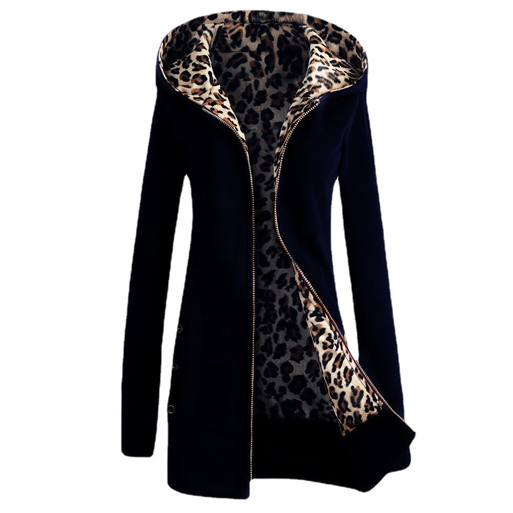 Trendy hooded jacket for women with faux fur lining Lune Londonl