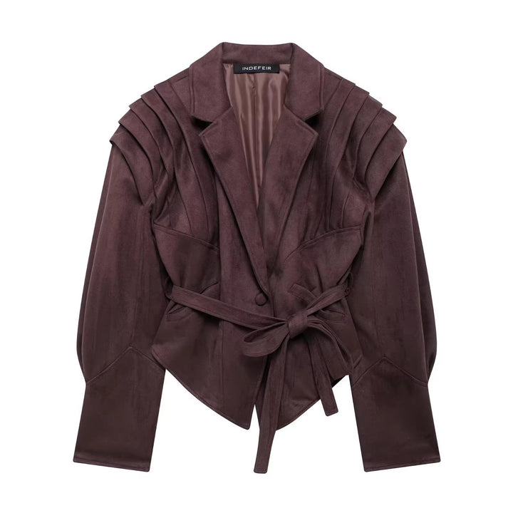 Trendy faux leather jacket for women with fashionable belt and elegant cut Lune London