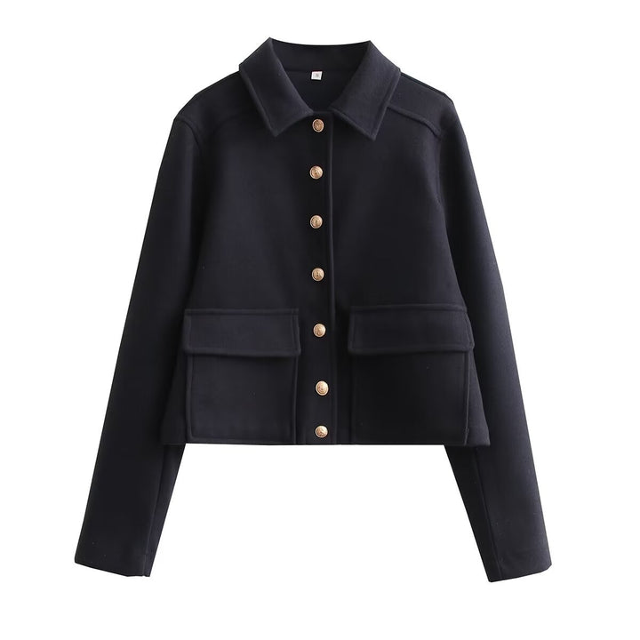 Trendy short jacket for women in structured wool material with practical flap pockets Lune London