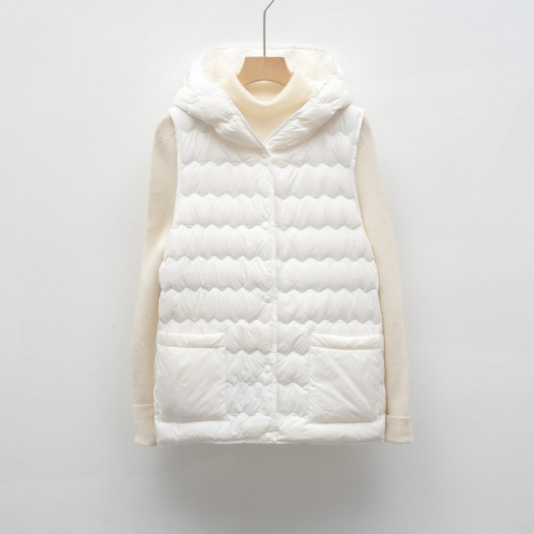 Ladies quilted gilet with hood Lune London