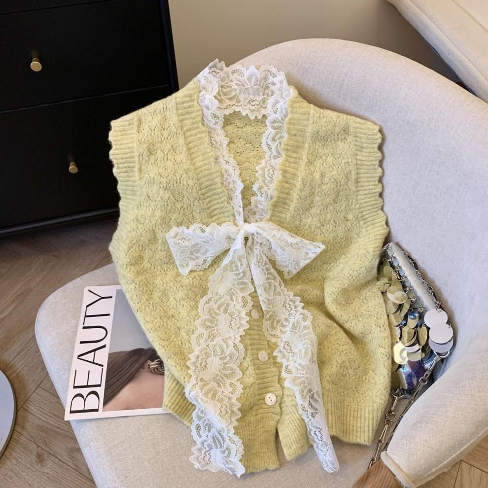 Gilet Tricot Élegant pour Femmes avec Détails Volants Chic & Stil