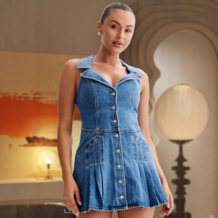 Women's jeans dress in a tailored cut with classic collar and button placket Lune London
